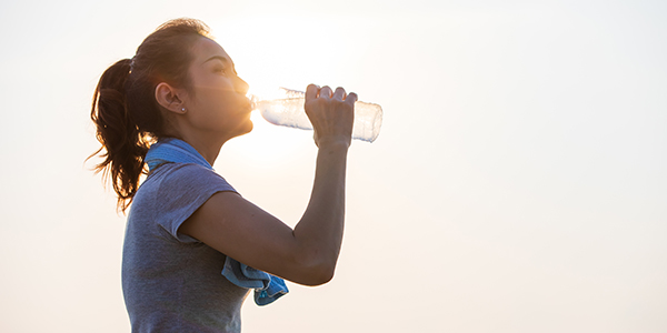 Th?c ph?m và ?? u?ng